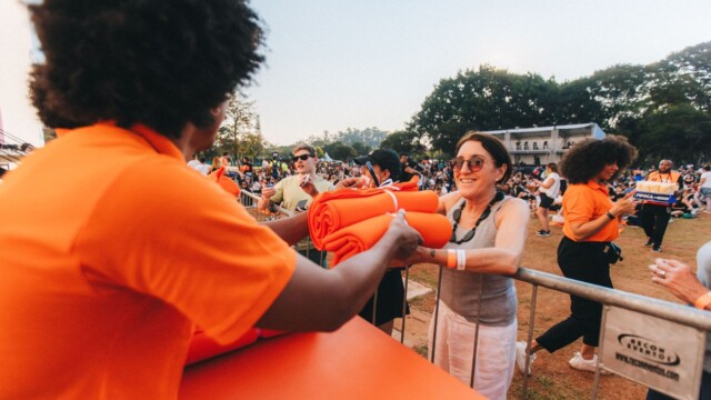 A agência ATENAS.ag viveu um momento histórico ao participar das celebrações de um século do Itaú. Em um evento histórico com Fernanda Montenegro, que teve todos os ingressos esgotados em apenas 25 minutos, a agência e o banco tiveram a honra de trabalhar ao lado da lendária atriz, que celebra 80 anos de carreira e 95 anos de vida.