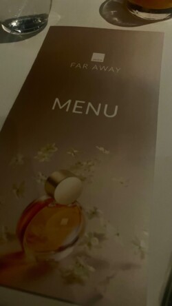 A Avon desembarcou em Salvador para um evento exclusivo de relançamento de sua linha de perfumes mais famosa: Far Away. Com o slogan "LIBERTE O EXTRAORDINÁRIO!", a marca convidou um time de influenciadores e jornalistas para uma experiência única no hotel Fasano.