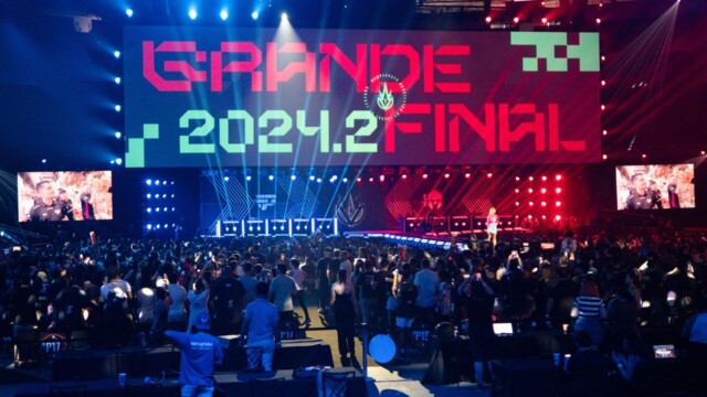 A Heineken 0.0 mais uma vez deixou sua marca no Campeonato Brasileiro de League of Legends (CBLOL), em parceria com a Red Door Agency, referência em produção de eventos. Na final do segundo split, realizada no último sábado no Mineirinho, a agência entregou um halftime show de Djonga que foi inesquecível, consolidando a trajetória de três anos consecutivos da agência no evento.