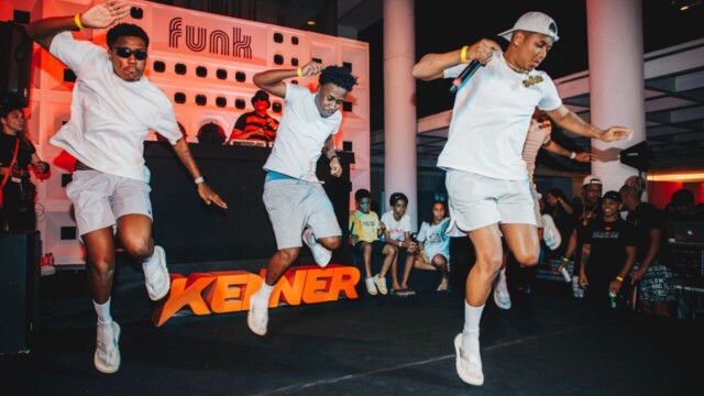 A Kenner, marca icônica da cultura urbana brasileira, celebrou seus 36 anos em grande estilo com uma grande ocupação no Museu de Arte do Rio (MAR). O mega evento, que aconteceu nos dias 21 e 24 de agosto, reuniu música, arte, moda e cultura, transformando o museu em um verdadeiro ponto de encontro para amantes do funk e da cultura de rua.