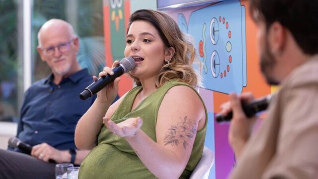 A Natura, em busca de promover uma infância mais conectada com a natureza, acaba de relançar a linha Naturé, de cuidados infantis. A novidade foi apresentada em um evento especial na Casa Conteúdo, em São Paulo, que contou com a presença de influenciadores, jornalistas e seus filhos.