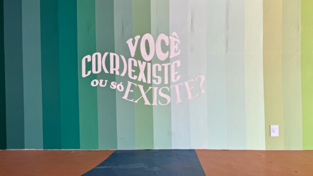 A Suvinil, como a marca de tintas oficial do Rock in Rio, marcará presença com o ‘Co(r)existir’ - um experimento em formato de reality produzido dentro do festival. A premissa do projeto é: A Suvinil levará seis participantes ao festival que sempre sonharam, porém, com uma companhia que nunca viram. O objetivo é provar que é possível co(r)existir e se conectar com o outro.