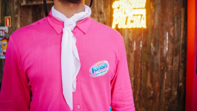 A Agência 947 iniciou sua jornada nos festivais do Sul de forma memorável, elevando a experiência do público na Semana Farroupilha em ativações criadas para a Vanish (Reckitt). A agência, reconhecida por criar experiências inesquecíveis entre marcas e seus públicos, conseguiu solidificar a presença da Vanish em um dos maiores eventos culturais do Rio Grande do Sul.