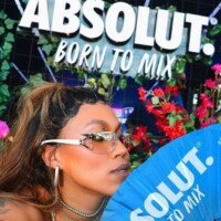 A Absolut inovou mais uma vez ao marcar presença no Tomorrowland Brasil 2024, realizado entre os dias 11 e 13 de outubro, no Parque Maeda, em Itú, no interior paulista. A marca sueca, conhecida por seus sabores únicos e campanhas impactantes, transformou o festival em um verdadeiro caldeirão de ritmos e culturas.