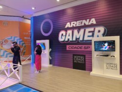 A Avenida Paulista se transforma no epicentro do universo gamer! Em comemoração ao Dia das Crianças, o Shopping Cidade São Paulo apresenta a Arena Gamer, um espaço totalmente dedicado aos apaixonados por videogames. De 4 a 13 de outubro, o quarto piso do shopping, próximo ao Cinemark, está sendo palco de uma verdadeira maratona de jogos, com títulos famosos que prometem divertir a todos.