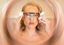 A influenciadora Malu Borges deu um novo passo em sua trajetória com o lançamento da Soon, sua marca de wellness. A festa exclusiva de lançamento, realizada no dia 19 de outubro, reuniu um time de estrelas e influenciadores em um evento único, produzido pela Agência Haute, parte do grupo UMAUMA.