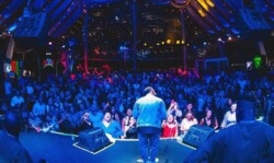 Em uma noite marcada por emoção e celebração, o Grupo MM, referência no setor de eventos corporativos do Brasil, comemorou seus 30 anos de história. A festa, realizada em 10 de outubro, reuniu mais de 400 convidados, entre clientes, parceiros e colaboradores, para celebrar as três décadas de sucesso da empresa.