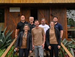 A Natural One, marca de sucos 100% naturais, realizou um evento de três dias com sua equipe de vendas, marcando um momento crucial para o planejamento estratégico de 2025. A iniciativa, em parceria com a Welcome Sales Mkt, teve como objetivo fortalecer a equipe, alinhar as estratégias e preparar o time para alcançar novos patamares de performance.
