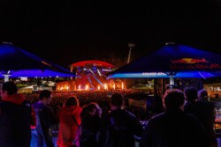 Durante o Listen Out Festival, um festival anual de música australiano realizado em Sydney, Perth, Melbourne e Brisbane desde 2013, a marca lançou sua segunda Red Bull Energy Zone global, um espaço exclusivo que busca revolucionar a experiência dos festivais.