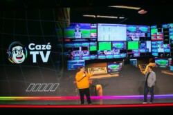 O YouTube Brandcast 2024, realizado no icônico Auditório Ibirapuera, em São Paulo, no dia 9 de outubro, consolidou-se como um dos maiores eventos do ano, celebrando a rica e diversa cultura brasileira. A edição deste ano apresentou um espetáculo audiovisual que transportou o público para dentro do universo do YouTube, com performances marcantes e a participação de grandes nomes do entretenimento nacional.