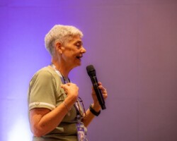 A Agência if marcou história com a realização do if experience, um evento que reuniu grandes nomes do mercado e proporcionou um dia de imersão em inovação e tendências do marketing de experiência. Realizado no Hotel Rio Othon Palace, em Copacabana, no Rio de Janeiro, o encontro contou com palestras inspiradoras, experiências imersivas e um clima de muita positividade.
