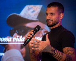 A Agência if marcou história com a realização do if experience, um evento que reuniu grandes nomes do mercado e proporcionou um dia de imersão em inovação e tendências do marketing de experiência. Realizado no Hotel Rio Othon Palace, em Copacabana, no Rio de Janeiro, o encontro contou com palestras inspiradoras, experiências imersivas e um clima de muita positividade.