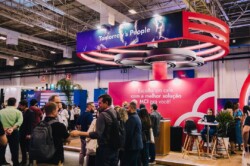 O estande da MCI Brasil no HSM+ 2024 foi um dos destaques do maior evento de gestão e inovação da América Latina. Com um conceito inovador que uniu sabor, propósito e estratégia, a agência proporcionou uma experiência única aos visitantes.