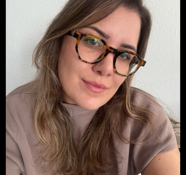 Amanda Ivanov